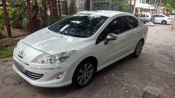 PEUGEOT 408 1.6 GRIFFE 16V TURBO GASOLINA 4P AUTOMÁTICO
